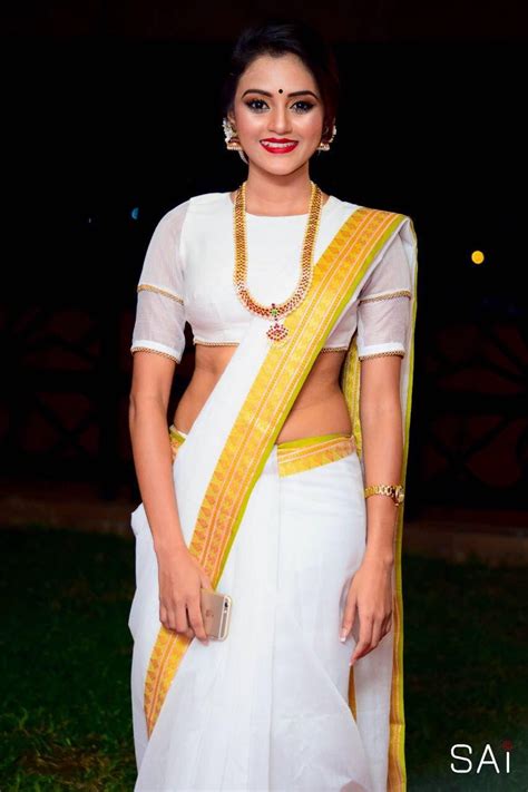 Dinakshi Priyasad Sri Lankan Actress Saree Blouse Designs Latest