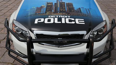 Detroit Police Vote To Extend Contracts Get 4 Percent Raise