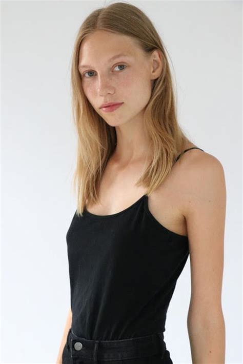 Laura Schellenberg Model Detail By Year
