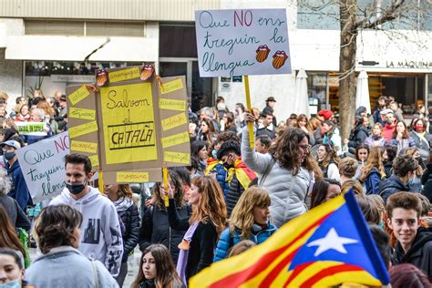 La Generalidad Catalana Redobla Sus Esfuerzos Para Eliminar El Español