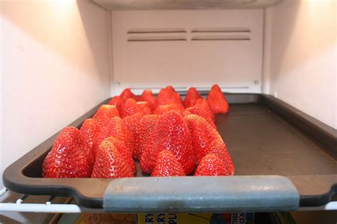 How To Freeze Summer Fruit In 5 Easy Steps