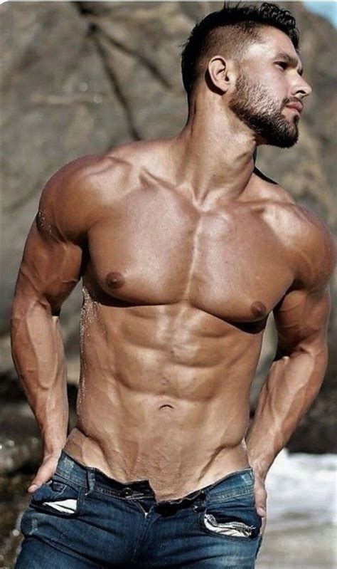 Pin by José Antonio on MEN JEANS in Muscle men Men Shirtless men