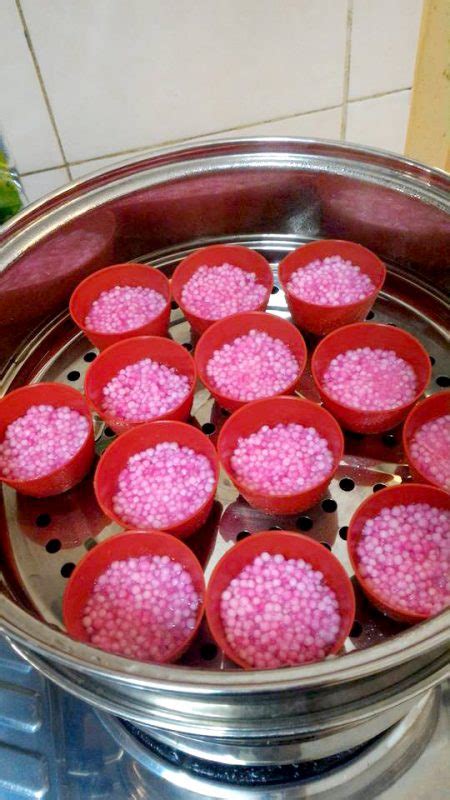 Kuih sagu merah atau kuih sagu mata ikan atau ada juga yang panggil kuih sagu delima. Resipi Kuih Sagu, Tak Perlu Nak Masak Baru Kukus. Paling ...