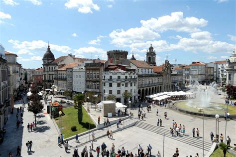 Desejo subscrever a newsletter da arquidiocese de braga. Braga é o único concelho do Minho com poder de compra ...