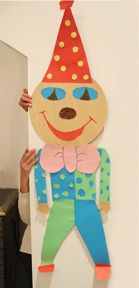 Make A Mask For Purim From A Round Piece Of Cardboard Creative Jewish Mom