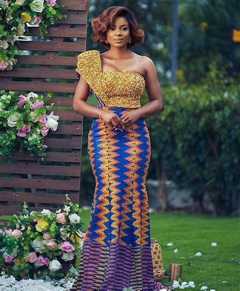 Detailed Kente Gown African Traditional Dresses African Dresses For Women African Clothing