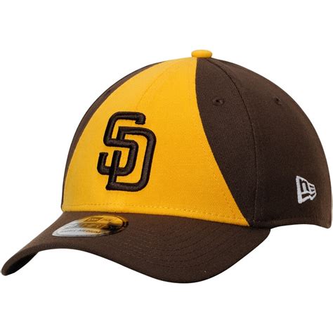 Mens San Diego Padres New Era Goldbrown Team Classic 39thirty Flex Hat