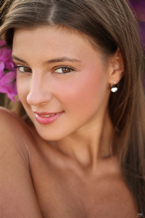 Maria Ryabushkina สีน้ำตาล ผู้หญิง ดอกไม้ วอลล์เปเปอร์ Hd