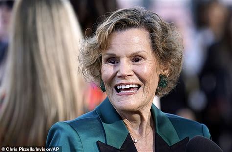 Judy Blume Clarifies She Supports Trans Community After Saying She Is 100 Behind Jk Rowling