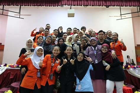 Keseimbangan alam bermaksud keadaan di mana interaksi antara organisma atau antara organisma dengan alam sekitar. Keseimbangan Perlindungan Alam Sekitar di Malaysia Baru ...