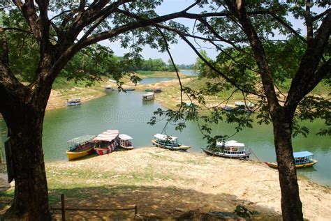 Kaptai Lake At Rangamati Editorial Stock Image Image Of Beauty 237942094