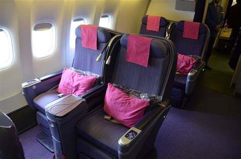 Review Thai Airways Royal Silk Business Class B Seoul Incheon