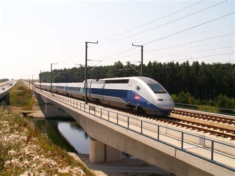 France Aims To Roll Out Worlds First Autonomous High Speed Trains