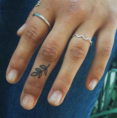 34 Cute And Simple Finger Tattoo Ideas You Can Try With Images