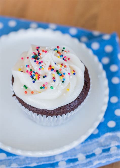 Simple Chocolate Cupcakes With Vanilla Frosting Recipe Delicious