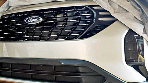 Novo Ecosport Primeiro Suv Da Parceria Ford Mahindra Vaza Na Índia