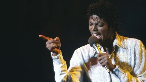 Michael jackson recorded the song smile, one of his favorite songs, for the album history: The last 12 months of Michael Jackson's life