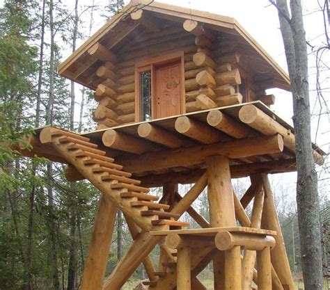 These 8 Homemade Hunting Blinds Are Unbelievable