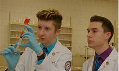 Findlay Ohios Pharmacy Star Krogers Shining Example Of Healthcare Excellence