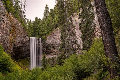 Tamanawas Waterfall In The Mount Hood National Forest In The Pacific