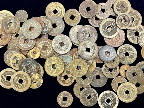 Lot Of Chinese Empire And Japanese Coins Many Ancient 1600s Bronze Brass