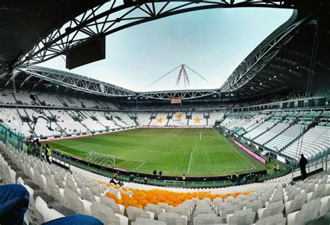 Allianz stadium, the home of juventus fc and bianconeri. Así se daría el traspaso de Raúl Jiménez a la Juventus ...