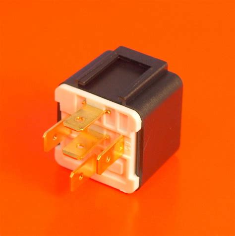 High Quality 12v 2030 Amp 5 Pin Relay With Diode And Optional Bracket
