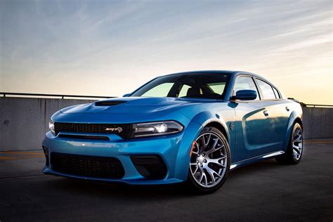 Scat Pack Or Hellcat Which Dodge Charger Is Best Carbuzz