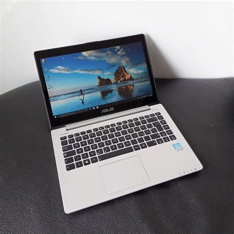Just Arrived Uk Used Asus S400c Touchscreen Core I3 500gb Hdd 4gb Ram Very Slim Computers