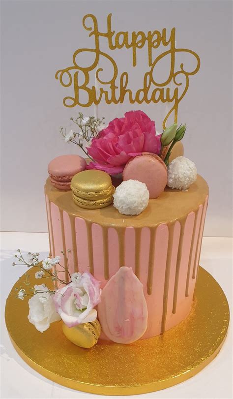 Gold Drip Fresh Cream Birthday Cake Cb Rc009 Cake Boutique