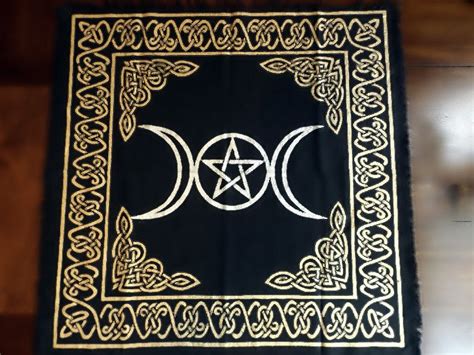 Triple Moon Black And Gold Pentagram Altar Cloth Tarot Cloth Altar