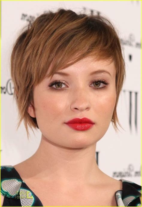 Pair them with stylish bangs for round faces to bring your look to the absolute perfection. 2020 Popular Shaggy Pixie Haircut for Round Face