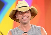 10 Essential Kenny Chesney Songs Sounds Like Nashville