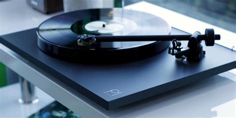 Rega Planar 1 Plus Turntable Multi Award Winning ‘plug And Play