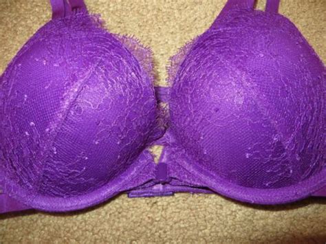 Victorias Secret Very Sexy Strappy Purple Lace Gel Curve Push Up Bra