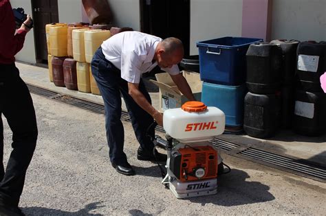 Jabatan kesihatan negeri johor tidak akan bertanggungjawab ke atas sebarang kehilangan atau kerosakan yang diakibatkan oleh penggunaan makl. Dengue Patrol smkdmpr2 - A day with DR Tuan Jah and encik ...