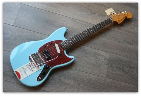 1 seymour duncan® jbtm humbucking pickup mounted directly to body (bridge) Kurt Cobain Mustang,Sonic Blue - Estudio 54