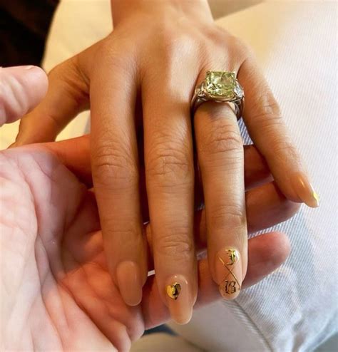 Jennifer Lopez Shows Off Wedding Ring In Makeup Free Photo