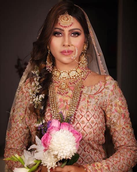 Look No 1 The Arabic Bridal Look Of This Stunning Beauty Talented
