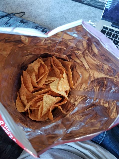 Just opened a new bag of doritos to see this... : mildlyinfuriating