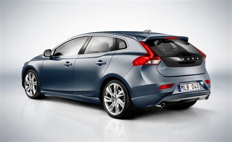Volvo V40 New Hatch Will Be Oldest Model By 2015 Photos 1 Of 5