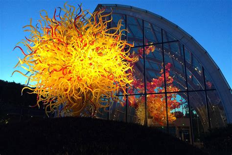 A Shake Up In The Chihuly Suit Sends Anne Bremner Packing Seattle Weekly