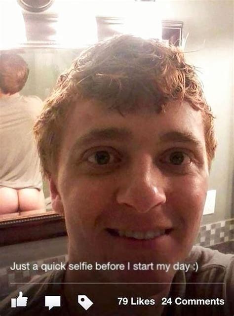 73 of the worst selfie fails by people who forgot to check the background