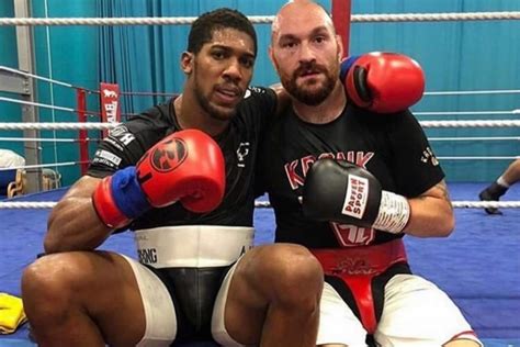 After tyson fury dominated deontay wilder on saturday night and knocking him out, the next question is who fury will face next. Anthony Joshua segítene Tyson Fury-nak | Budopest
