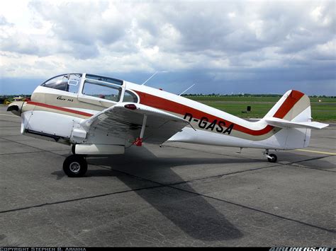 Let Aero Ae 145 Super Aero 145 Untitled Aviation Photo 1048042