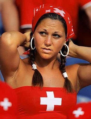 Sexy Soccer Fans 35 Pics Curious Funny Photos Pictures