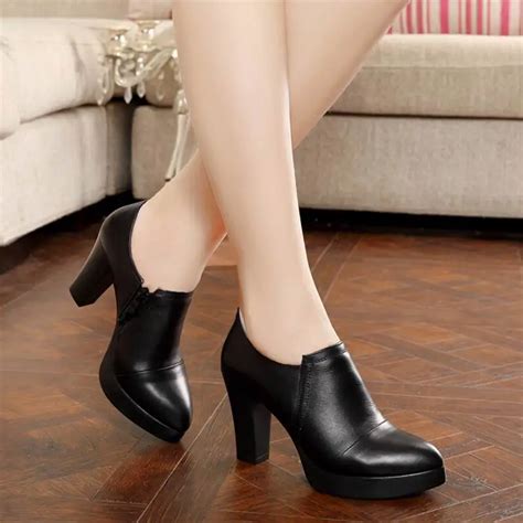 Spring And Autumn Women Shoes Thick High Heels Fashion Women Genuine Leather Shoes First Layer