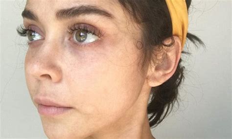 Sarah Hyland Celebrates Her Inner Beauty With Makeup Free Selfie And