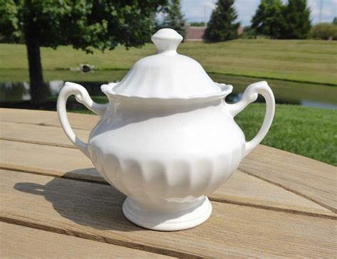 Vintage J G Meakin England Classic White Ironstone Lidded Sugar Bowl With Uniform Crazing All