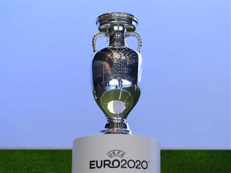 Ingvild fra drøbak skal spille em. Fussball-EM 2020 Finale in Wembley